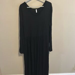 Longyuan Long Sleeve Black Maxi Dress. Size 2XL